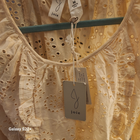 JOIE NWT med cream colored eyelet embroidered top. - Picture 8 of 14